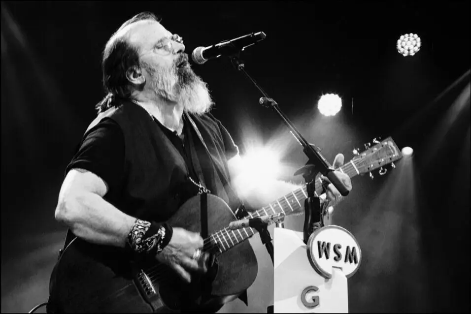 Steve Earle (Photo © Emma Delevante)