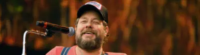 Nathaniel Rateliff at Farm Aid 40. Photo © Sharon Carone