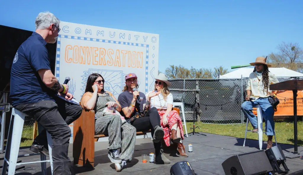 panel talking on subject Solidarity Starts at Home: Neighbors Helping Neighbors