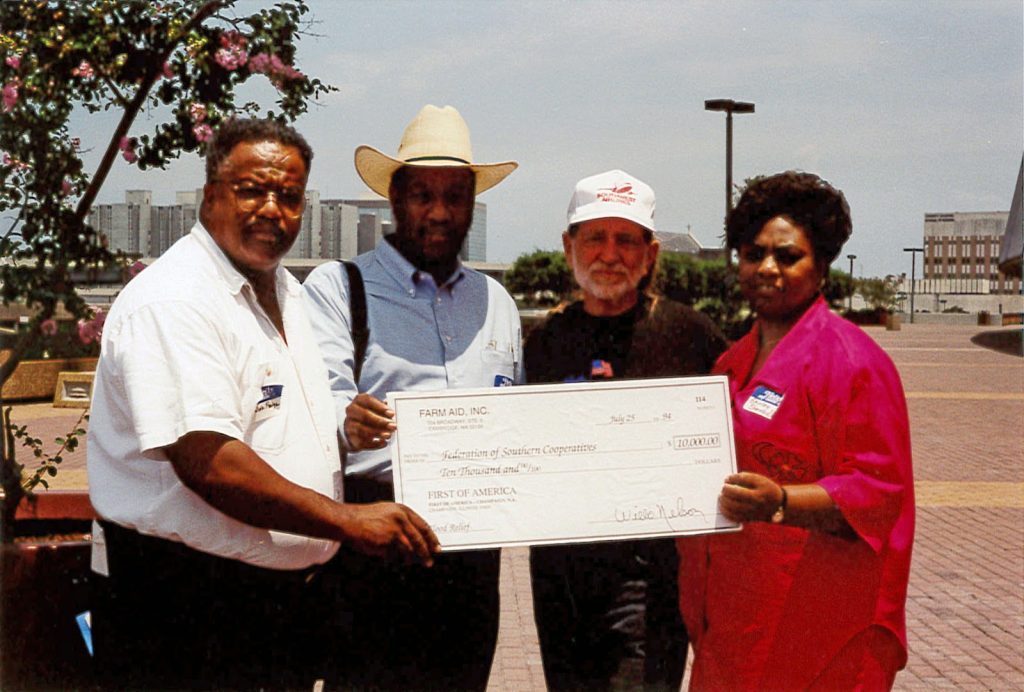 Ralph Paige, Ben Burkett, Willie Nelson and Shirley Sherrod, 1994