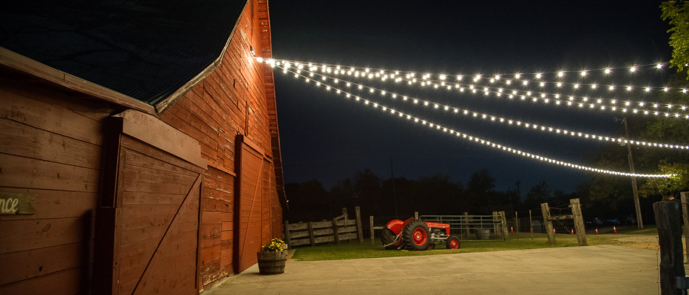 Rustic Grace Barn - An Evening with Farm Aid