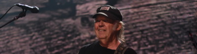 Neil Young + Promise of the Real at Farm Aid 2016 © Brian Bruner / Bruner Photo