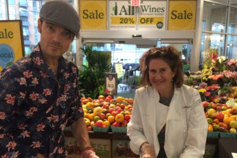 Farm Aid Cooks Up Fun at Whole Foods Market in Boston