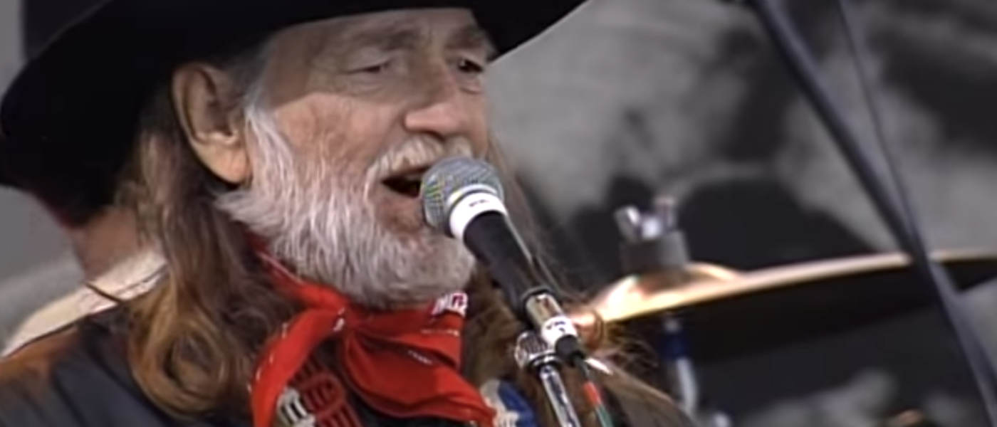 Willie Nelson singing Heartland at Farm Aid 1993 in Ames, Iowa.