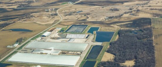 Farm Aid supports legal case seeking to rein in factory farm pollution