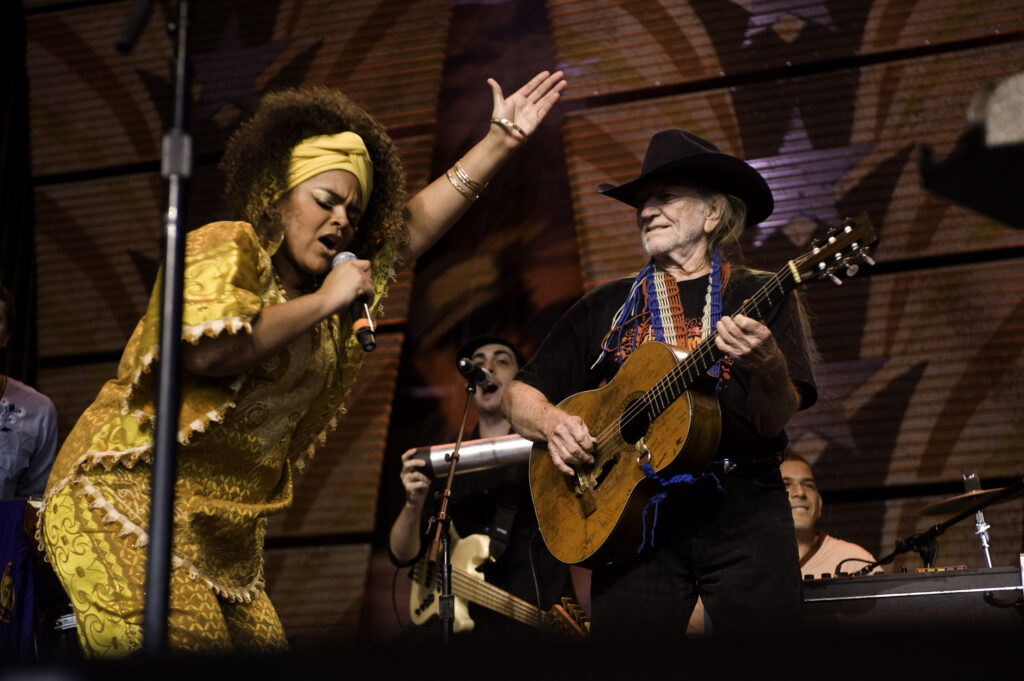 Willie Nelson performs with Nation Beat at Farm Aid 2008